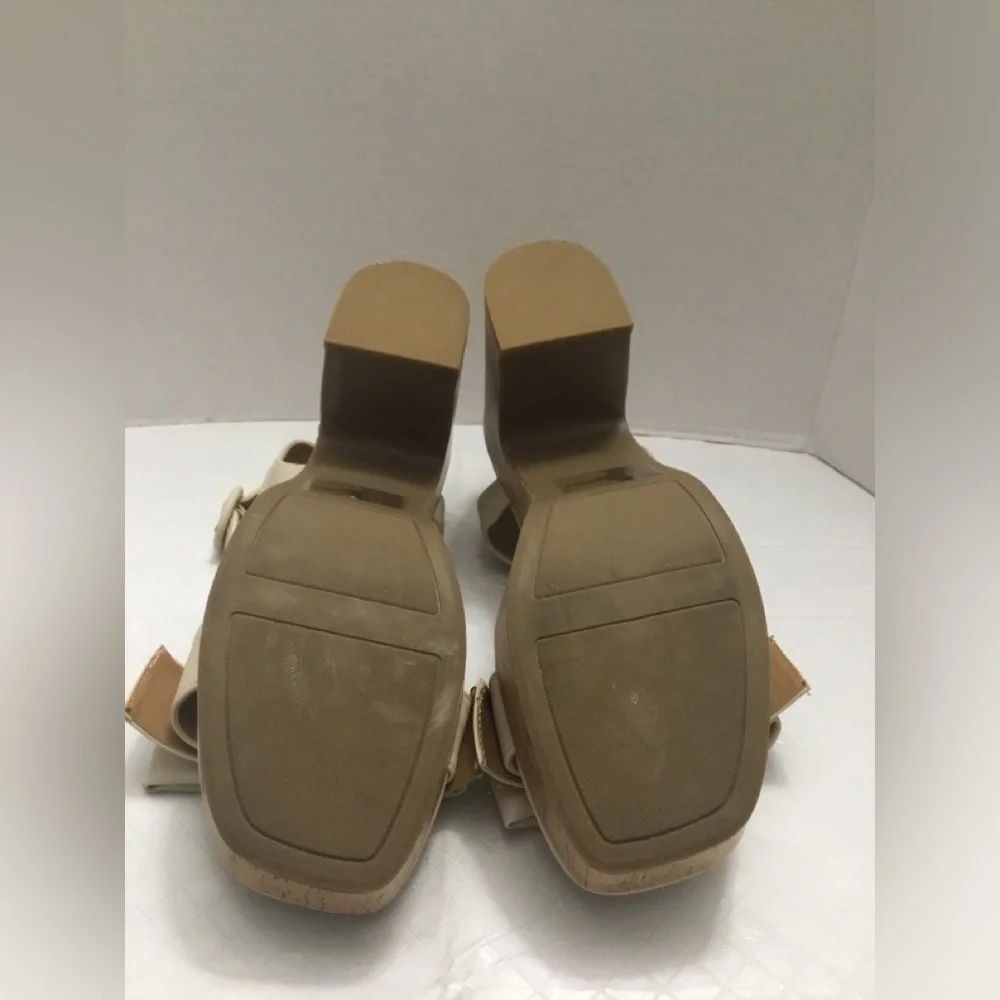 LC Lauren Conrad stylish platform